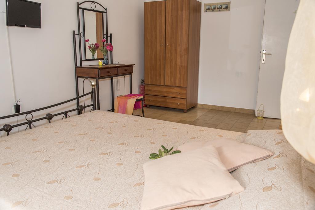 Elena Apartments Pollonia ภายนอก รูปภาพ